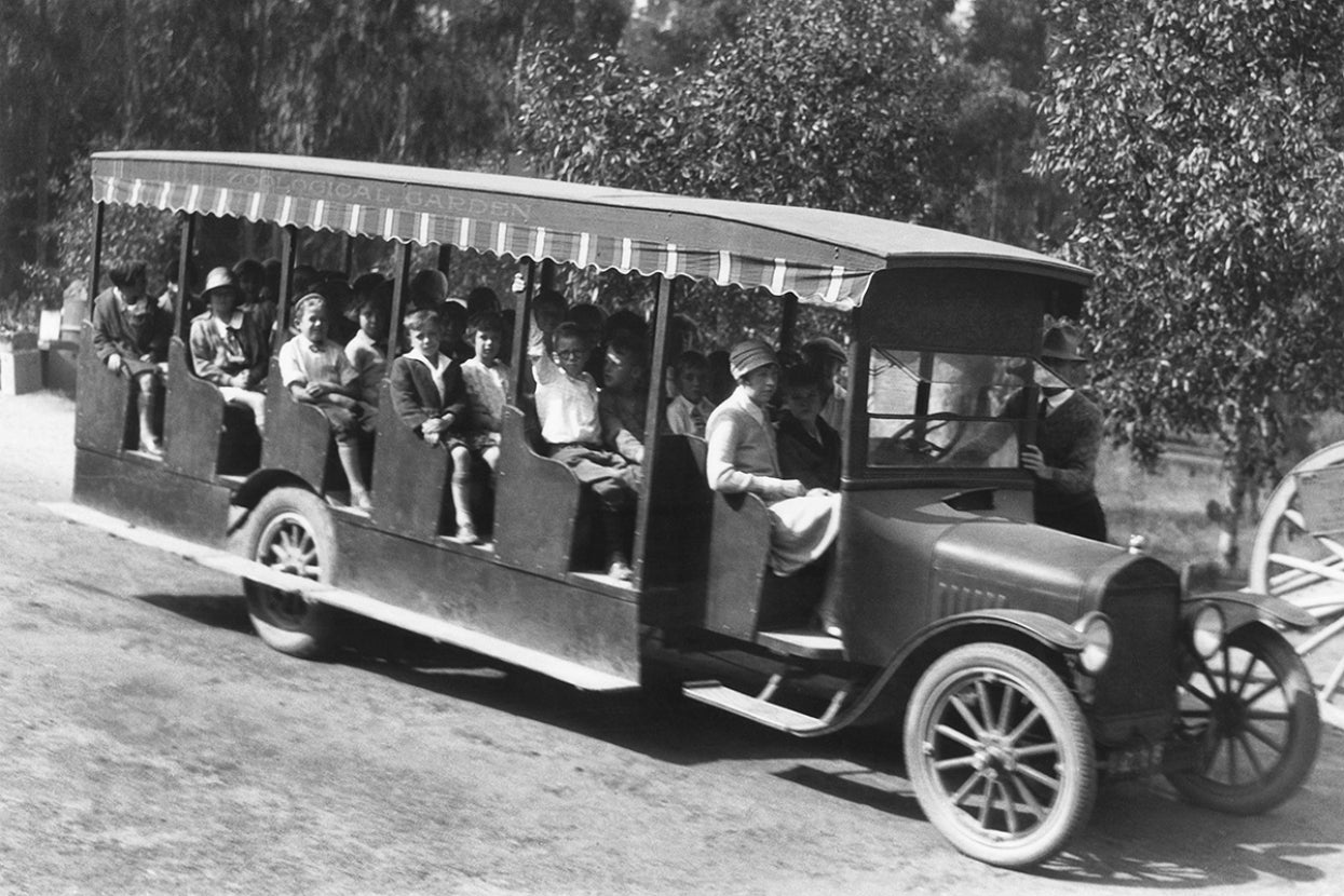 Model-T Ford bus