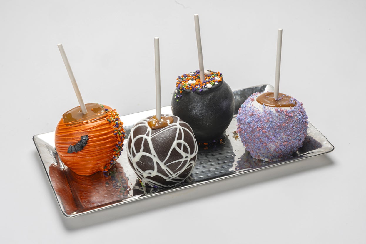 decorated caramel apples