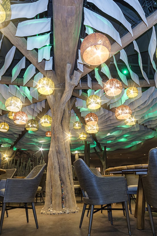 Dining room centerpiece at Mkutano House.